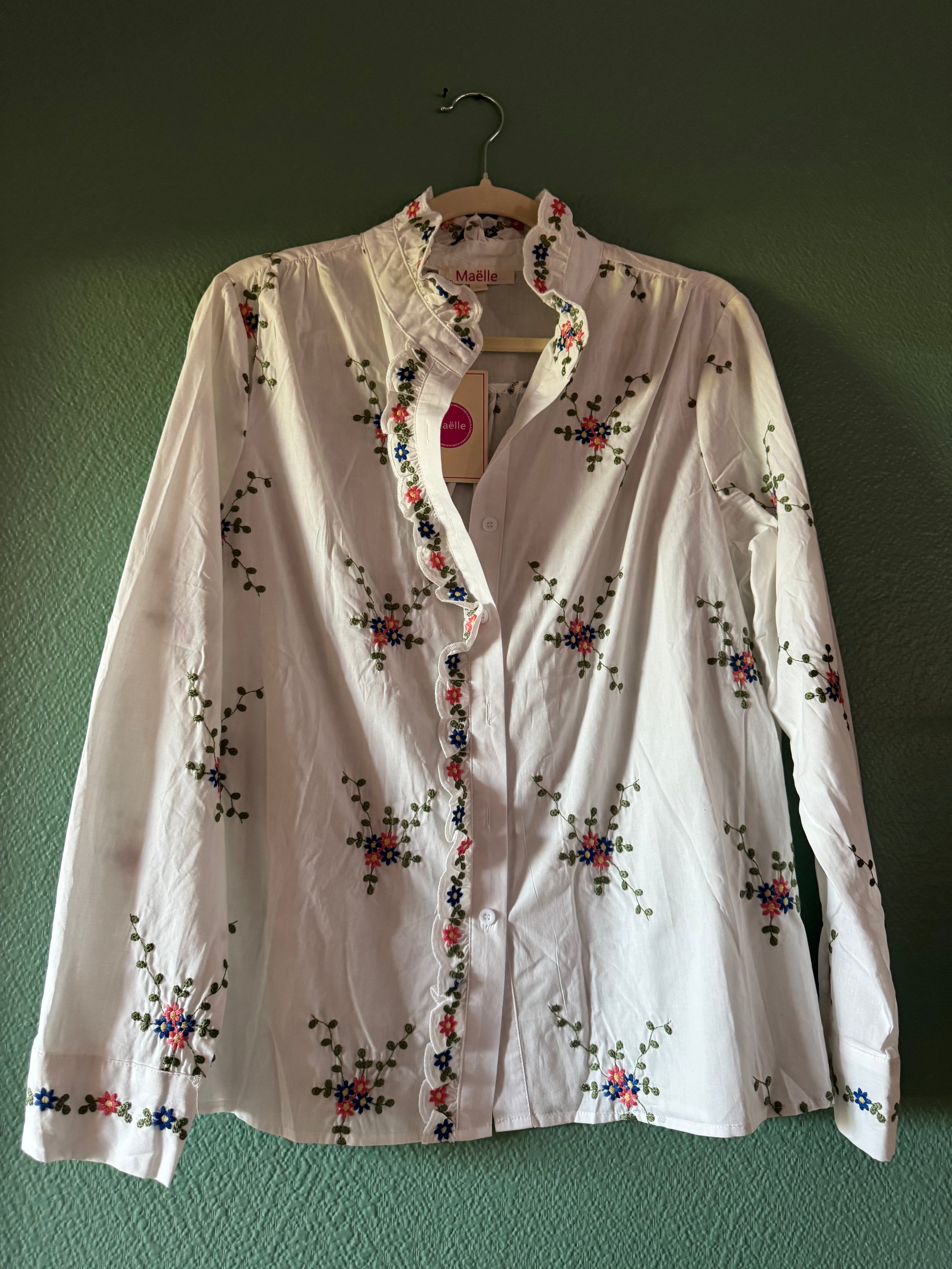 Chemise Blanche avec Fleurs