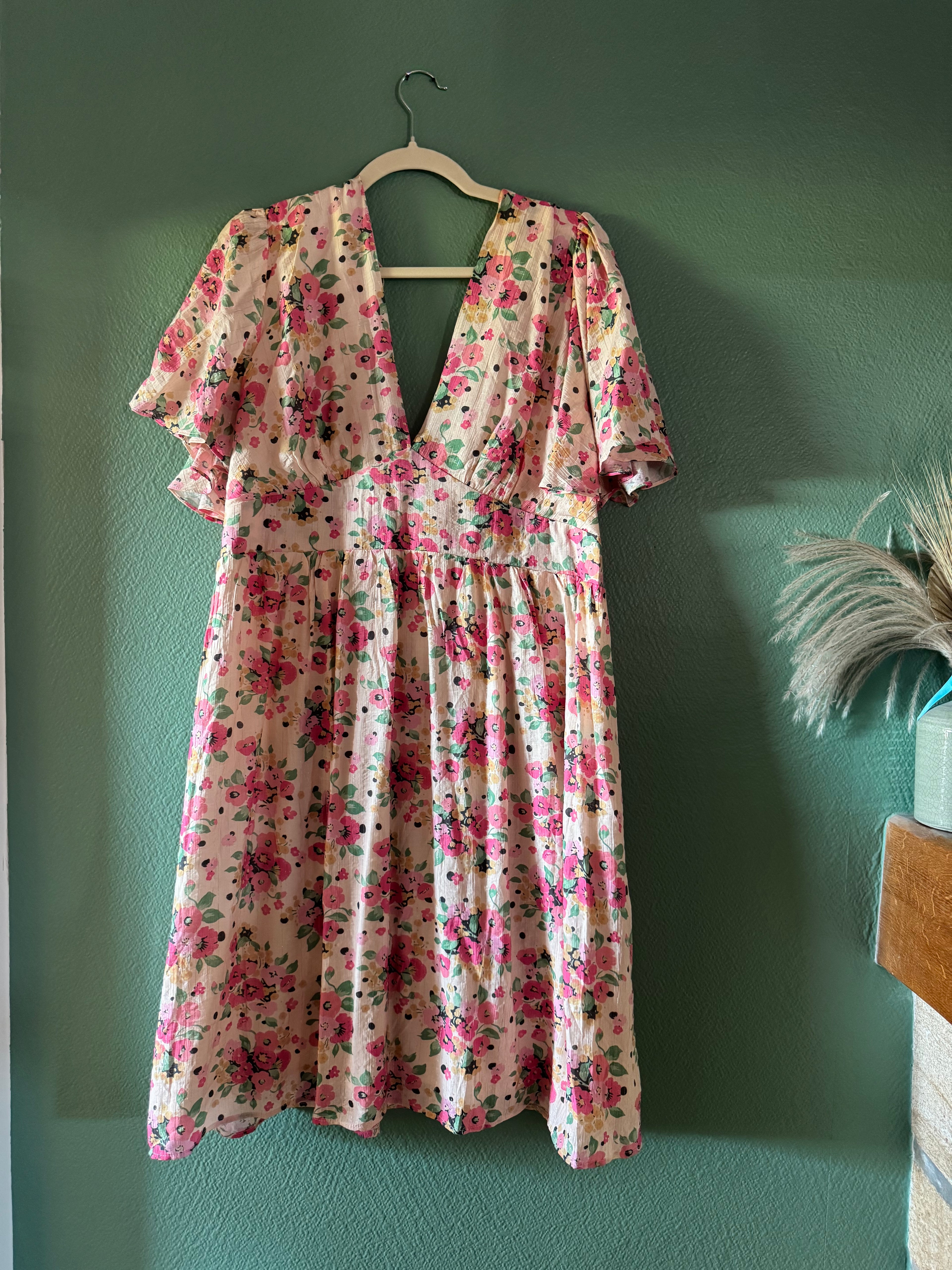 Robe Courte Fleurie Rose
