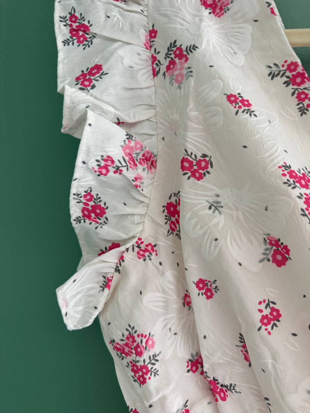 Robe fleurie rose et blanche