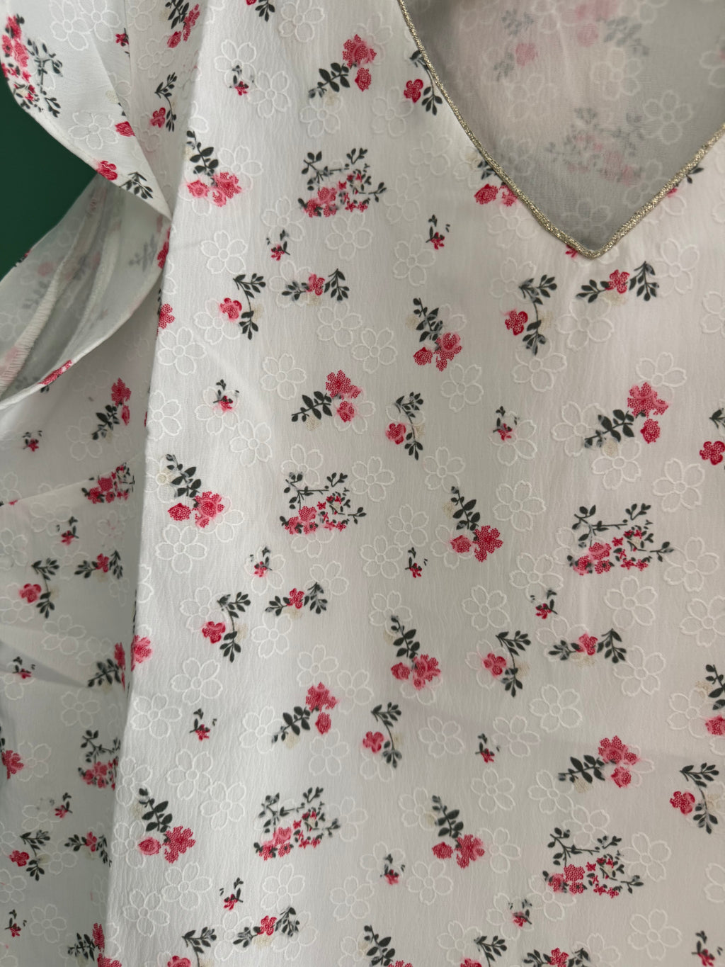 Top blanc et rose