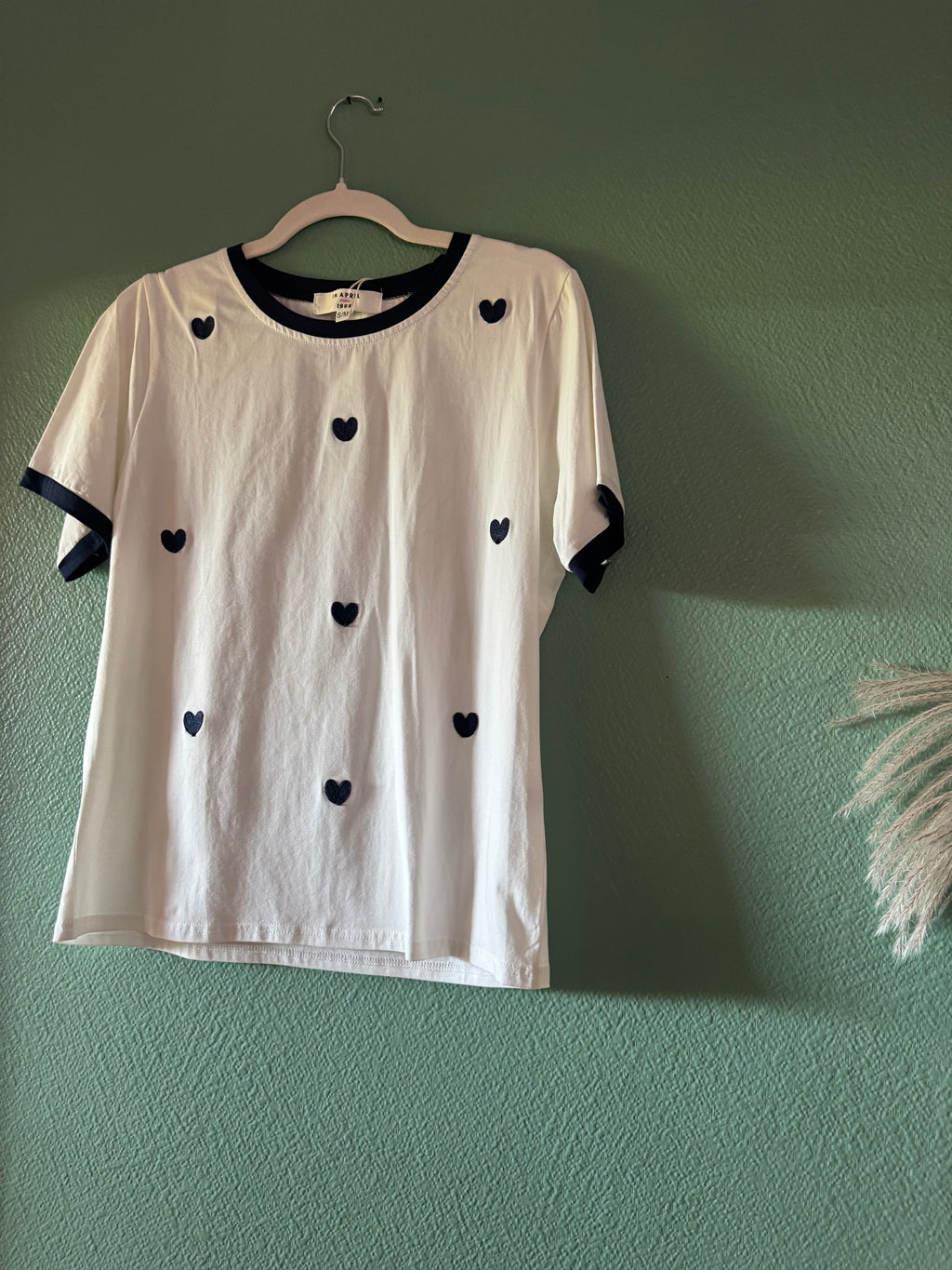 Tee-shirt Blanc avec coeur marine