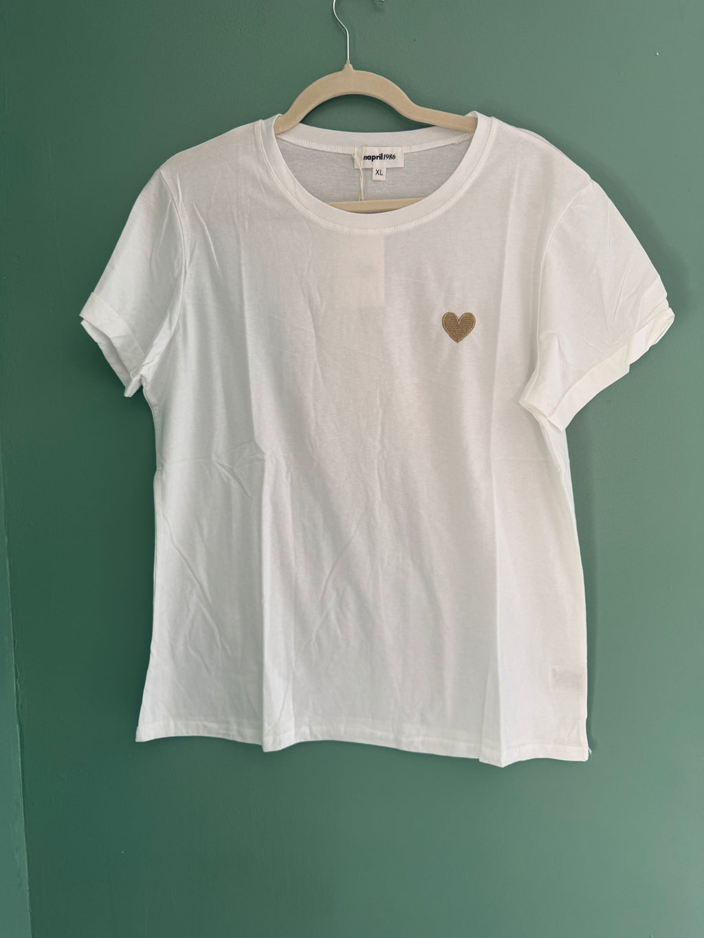 T-shirt blanc avec cœur or
