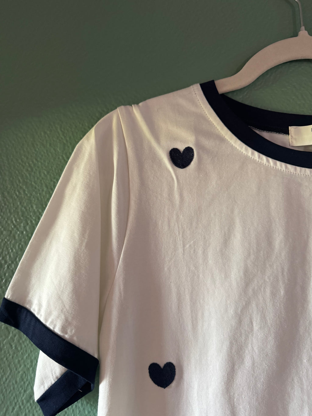 Tee-shirt Blanc avec coeur marine