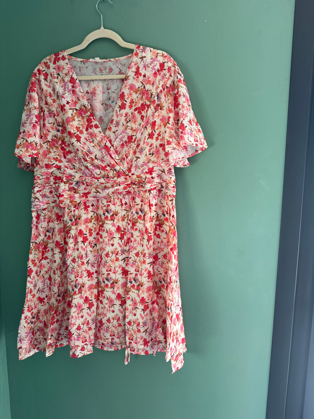 Robe rose courte