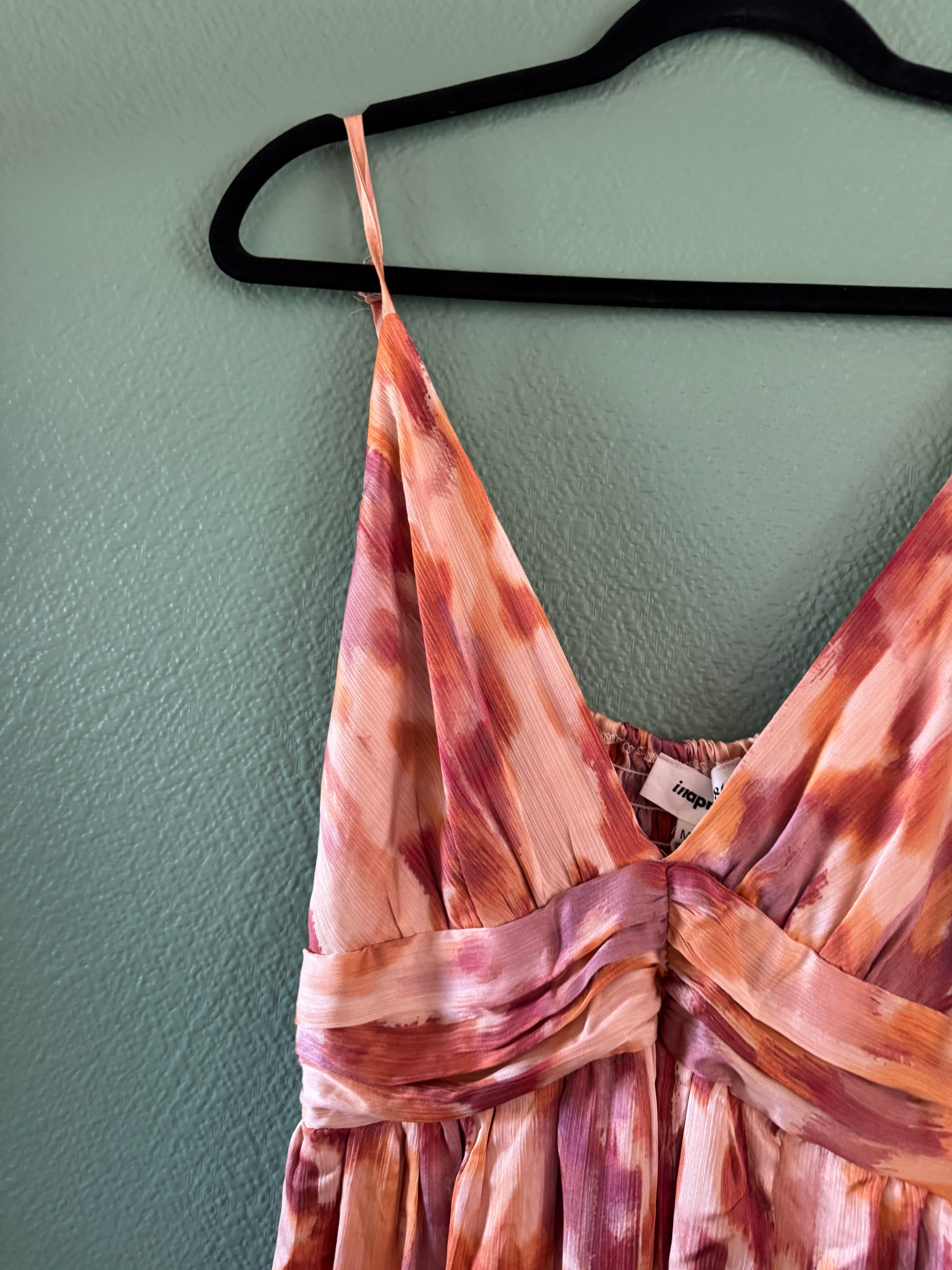 Robe longue rose et orange à bretelle