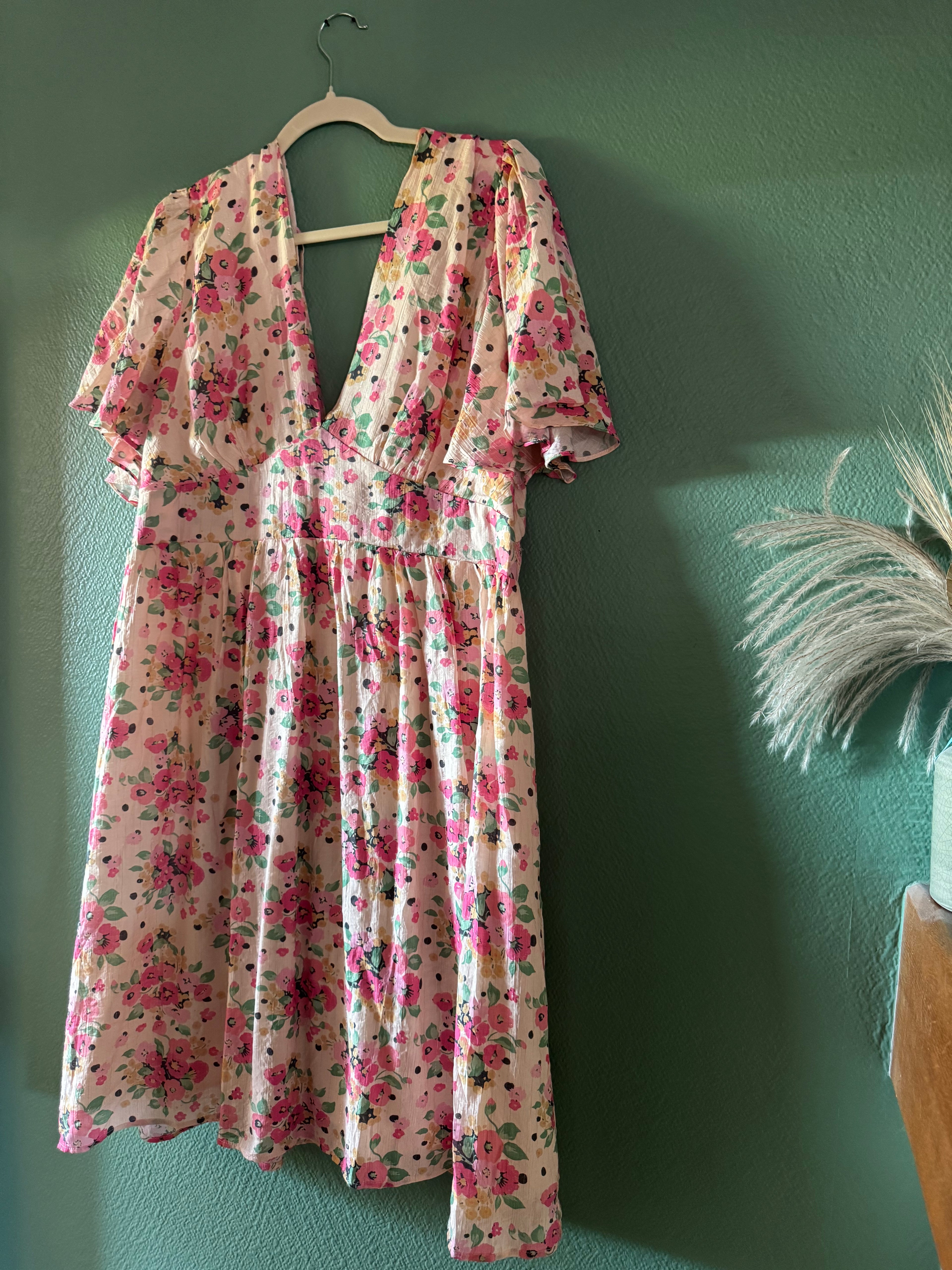 Robe Courte Fleurie Rose
