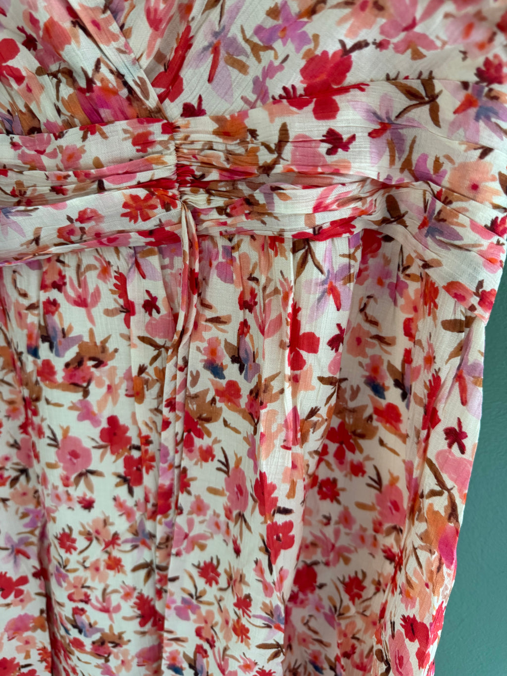 Robe rose courte