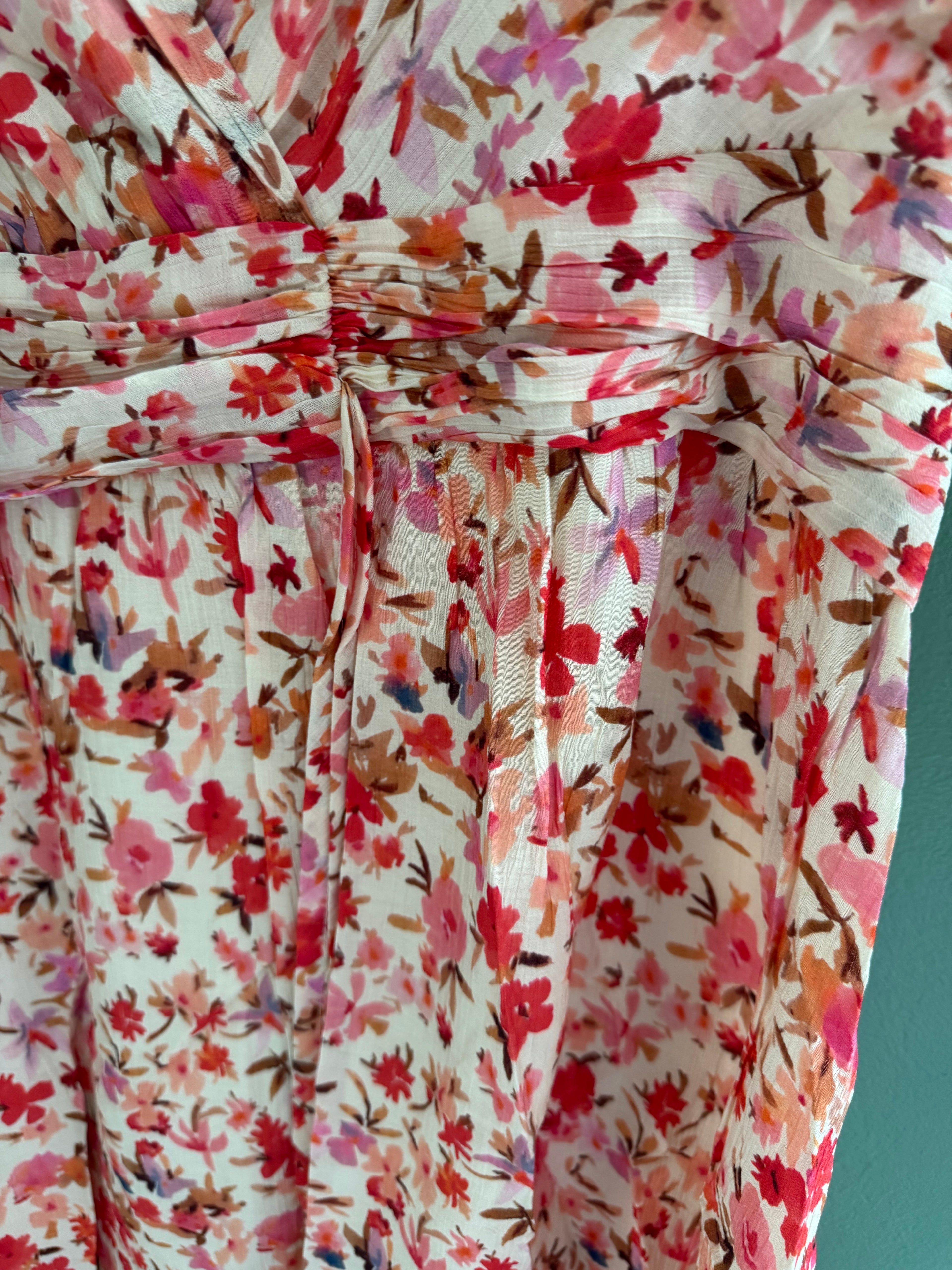 Robe rose courte
