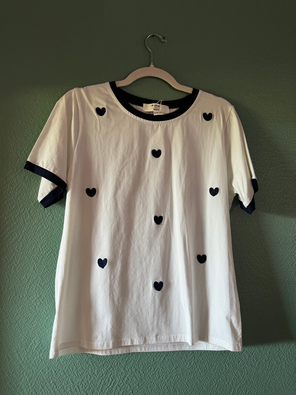 Tee-shirt Blanc avec coeur marine