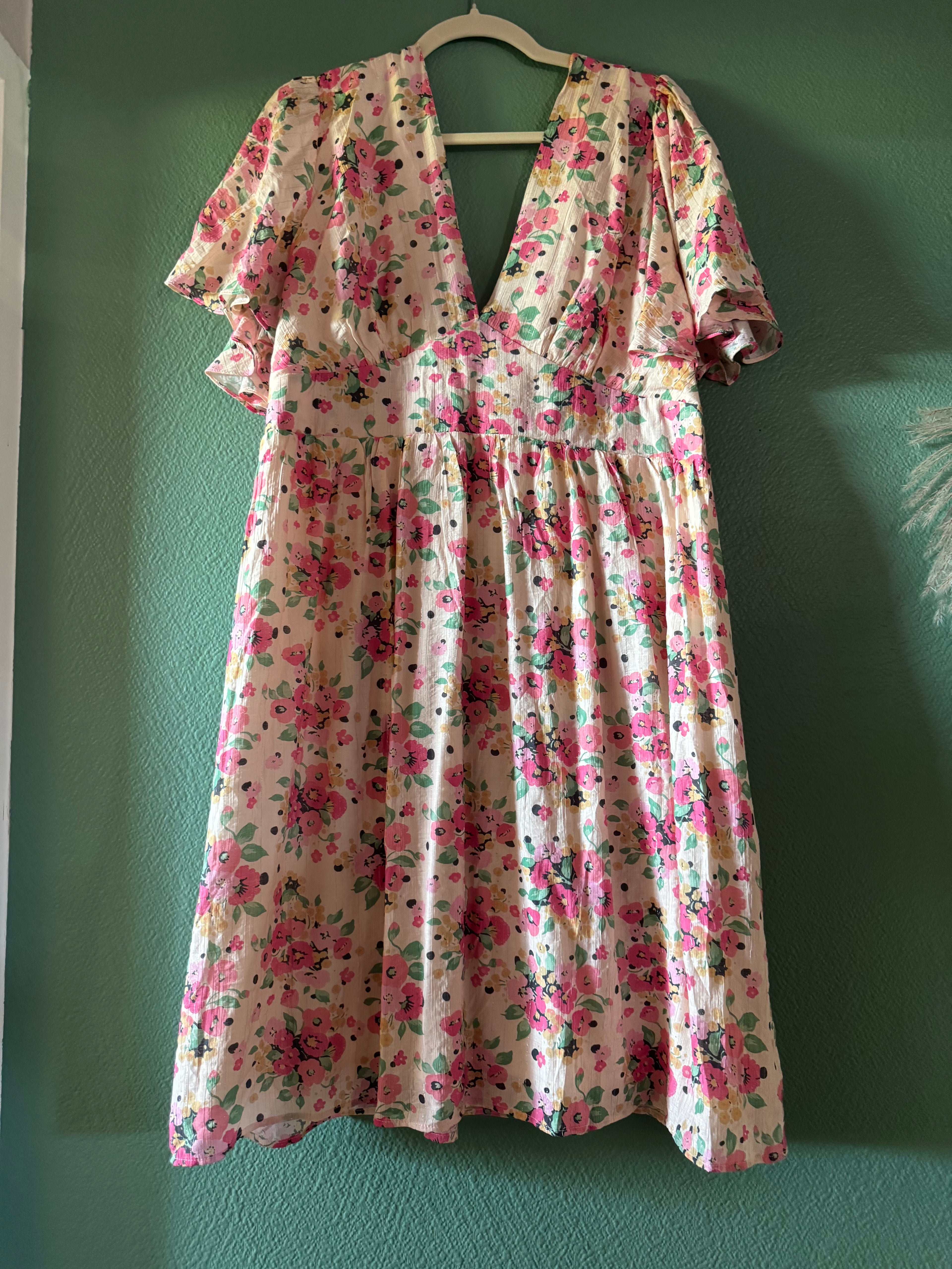 Robe Courte Fleurie Rose
